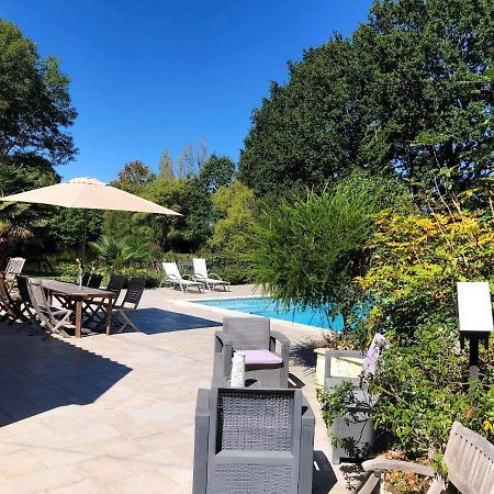 Maison Charmante Avec Piscine Privee A Saint-Georges-De-Pointindouxc Exterior foto